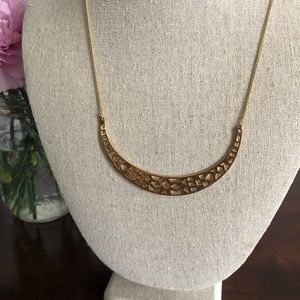 Stell & Dot Crescent Necklace